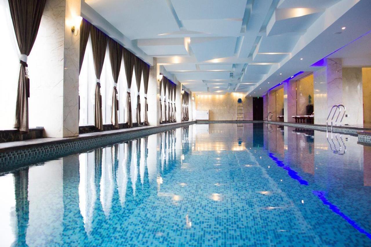 Chengdu Cynn Hotel ภายนอก รูปภาพ