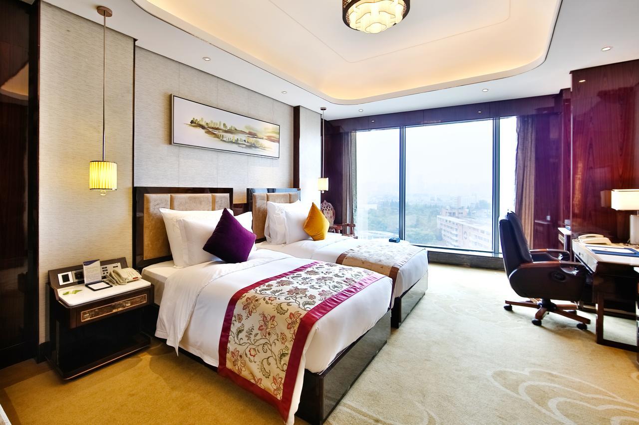 Chengdu Cynn Hotel ภายนอก รูปภาพ