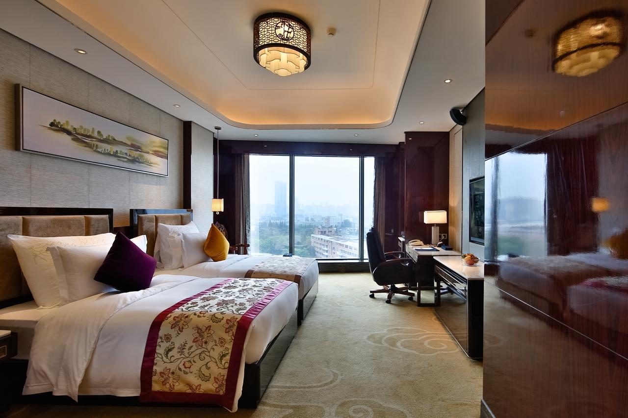 Chengdu Cynn Hotel ภายนอก รูปภาพ